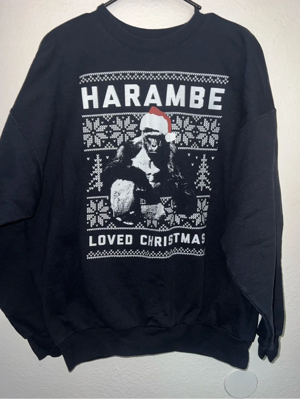 Harambe Loved Christmas xl crewneck